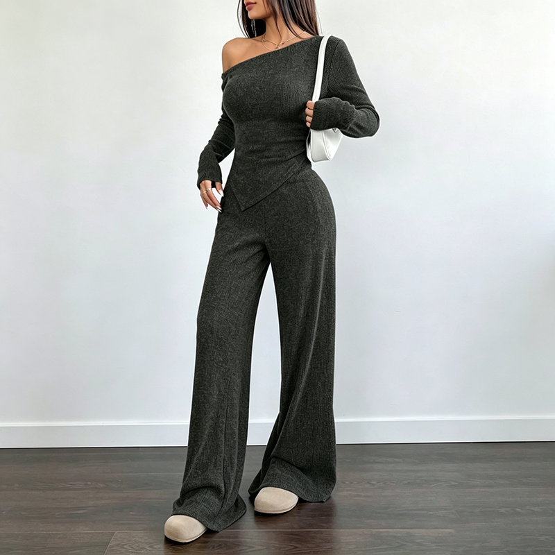 Solid-color off-shoulder long-sleeve top and pants set