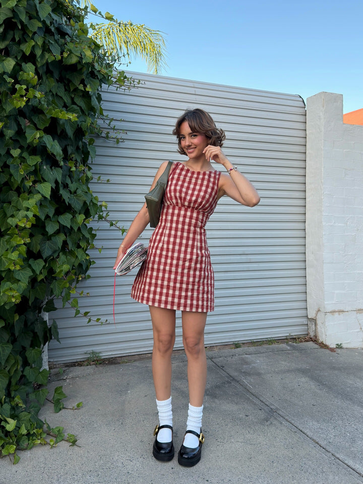 Retro Gingham Sleeveless A-Line Mini Dress | Red &amp;amp; Beige Crinkle Plaid Babydoll