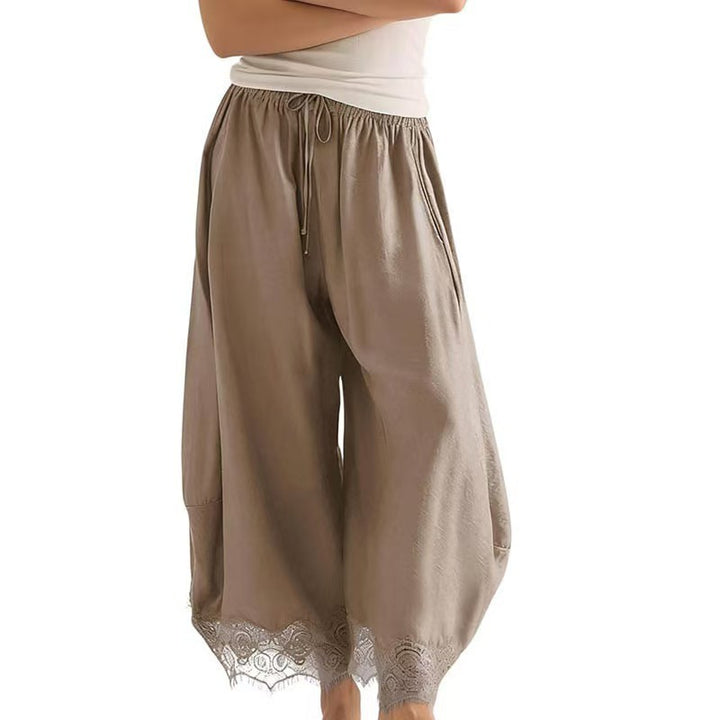 Lace-hemmed curved pants