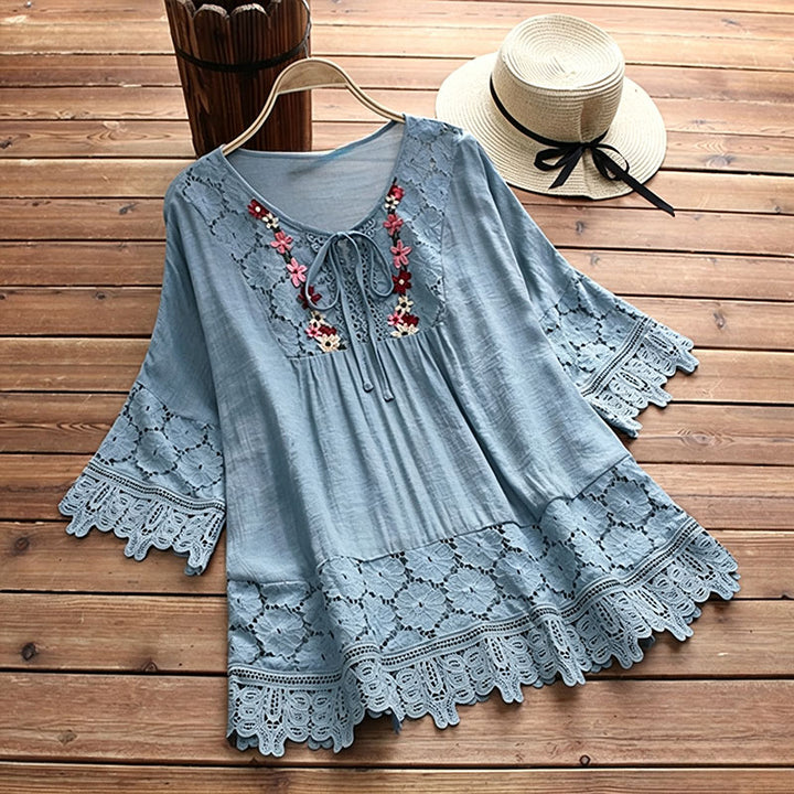 Lace-trimmed linen V-neck top