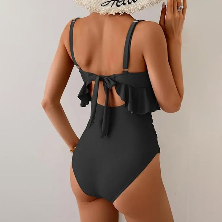 Multi-colored metal buckle ruffle two-piece swimsuit