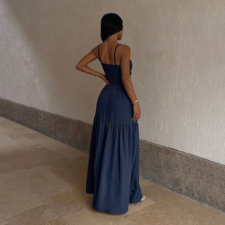 Waist-cinching sundress
