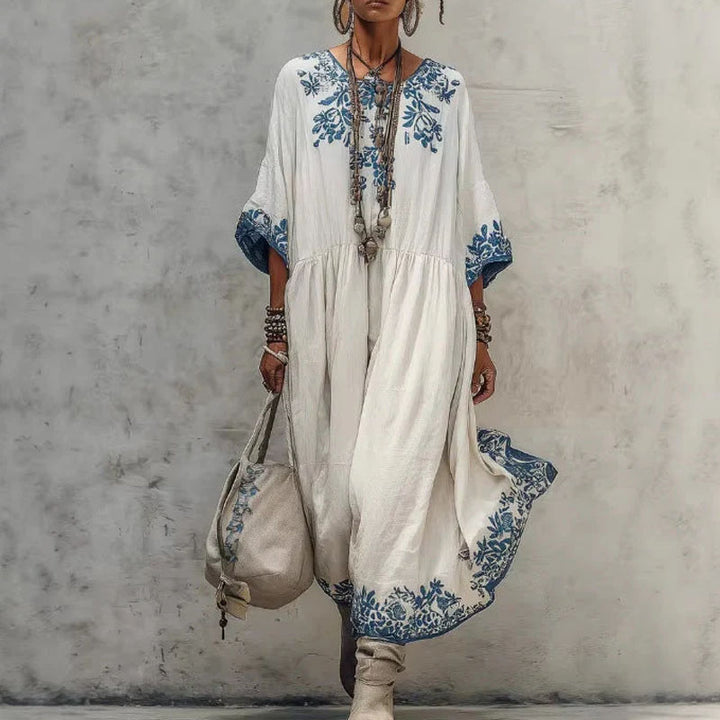 Loose-fitting printed dress