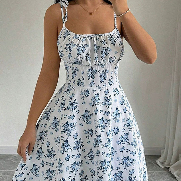 Waist-cinching A-line mini skirt