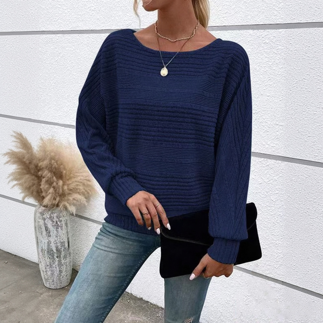Casual loose-fit knit pullover
