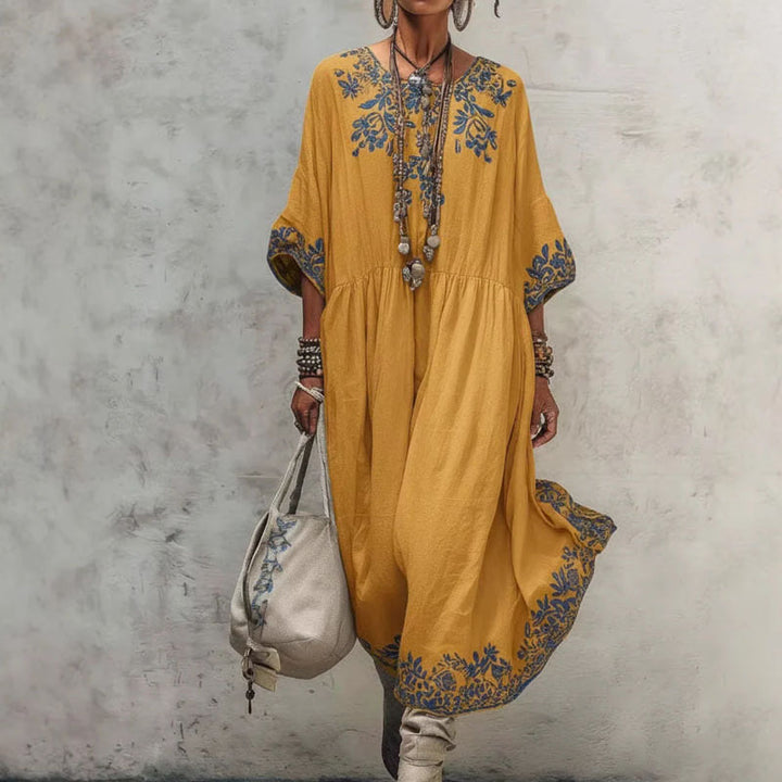 Loose-fitting printed dress