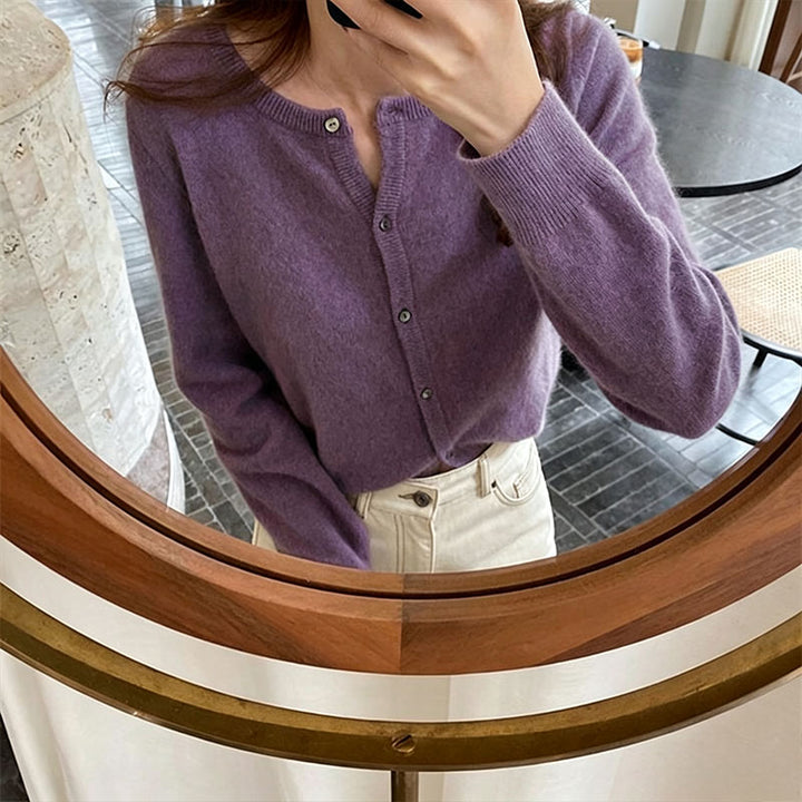 Minimalist long-sleeve knit cardigan