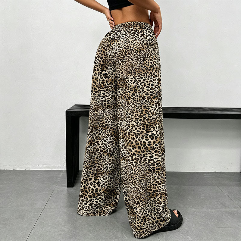 Leopard print wide-leg pants