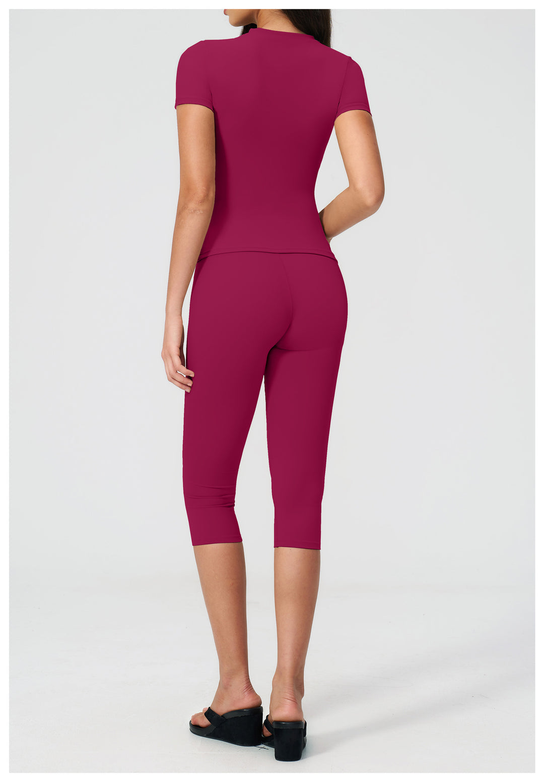 Breathable Quick-Dry Yoga Capri Set