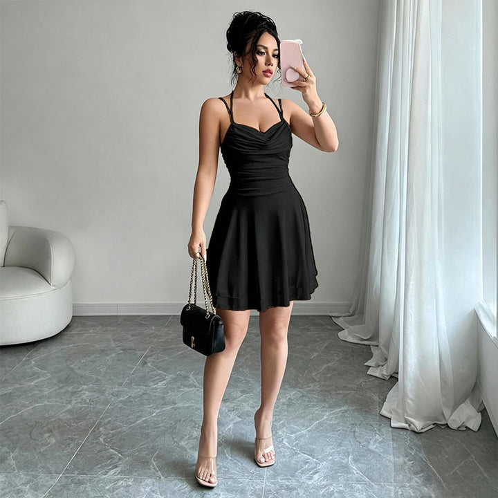 Solid-color waist-cinching camisole dress