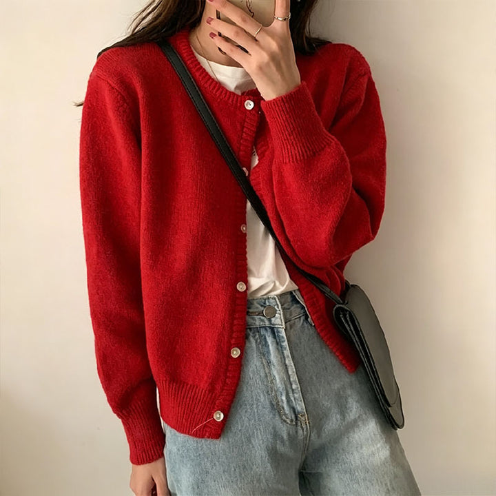 Minimalist long-sleeve knit cardigan