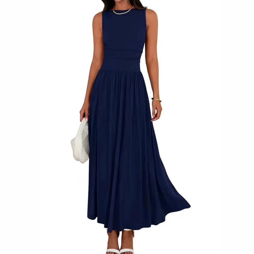 Round neck, side pleats, high-waisted maxi dress