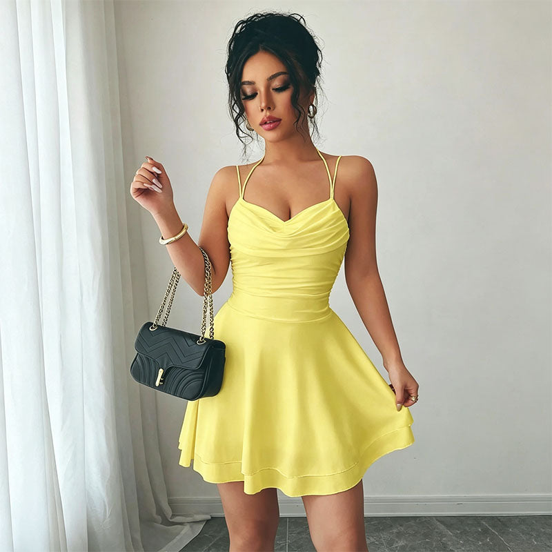 Solid-color waist-cinching camisole dress
