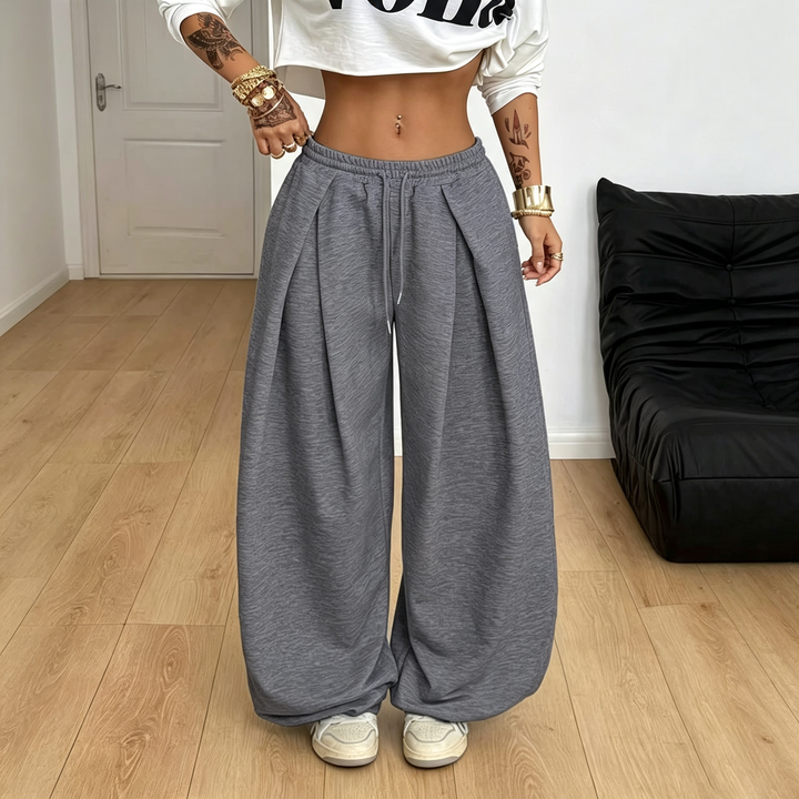 High-waisted pleated wide-leg sweatpants