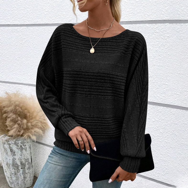 Casual loose-fit knit pullover