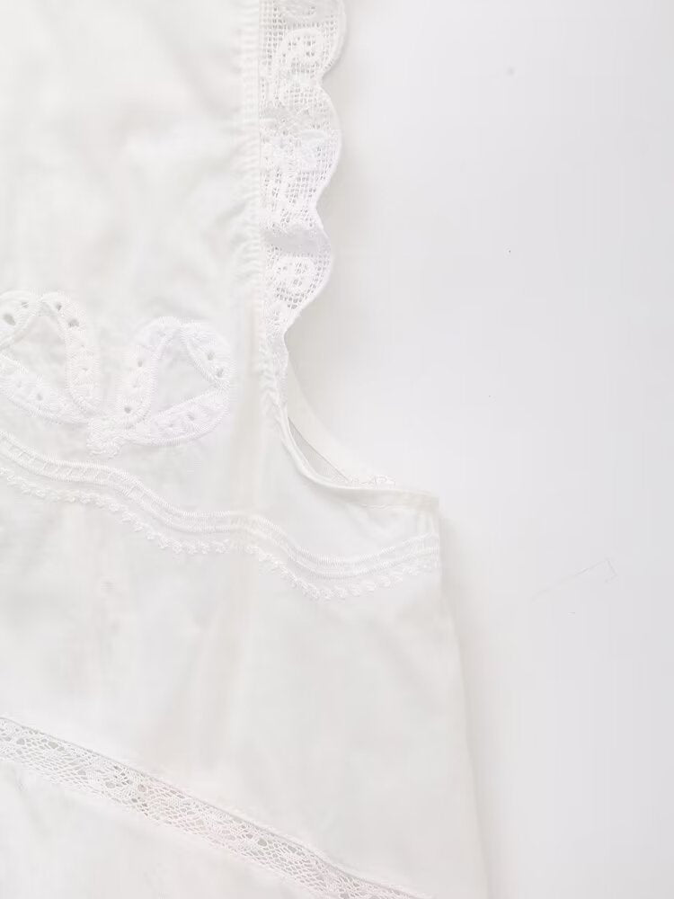 Lace Trim Tie-Front Cropped Vest | Romantic detail. Effortless layering.