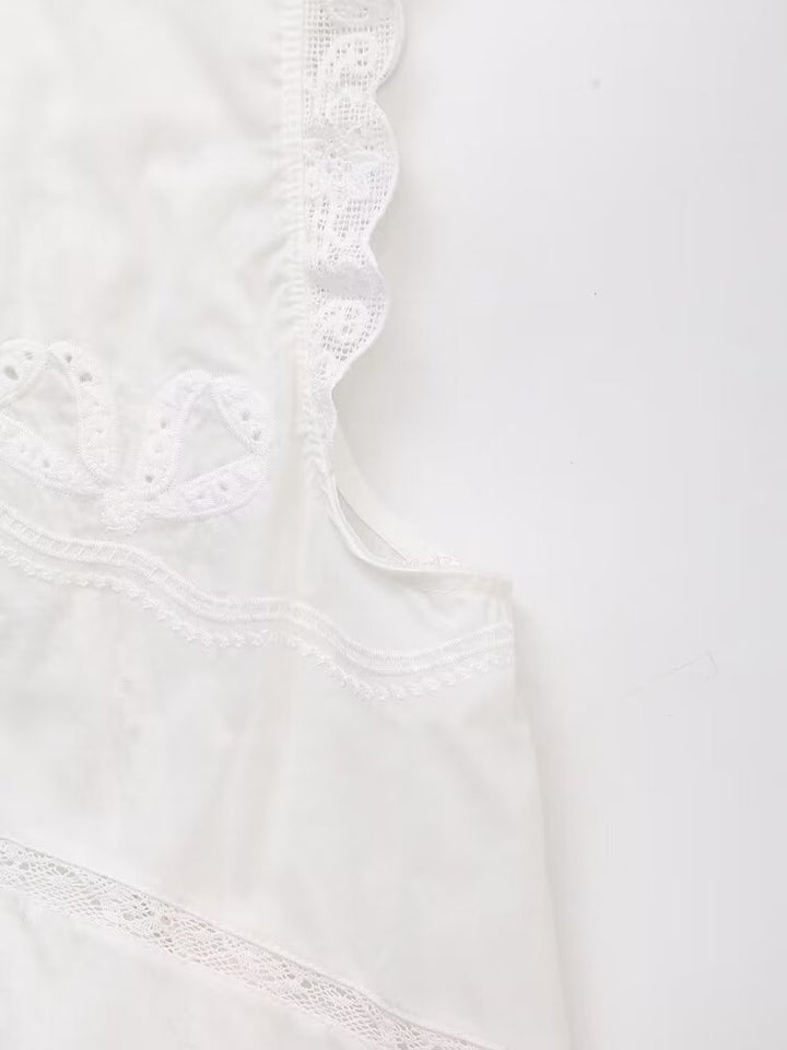 Lace Trim Tie-Front Cropped Vest | Romantic detail. Effortless layering.