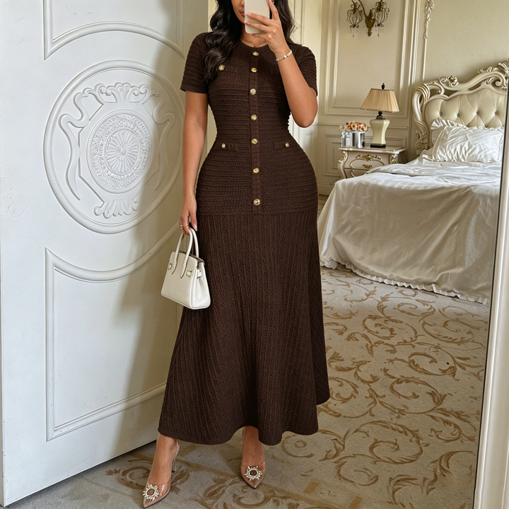 Solid color short-sleeved bodycon dress