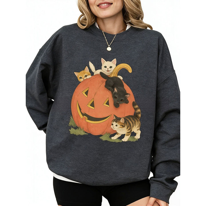 Vintage Halloween Cat Print Crewneck Sweatshirt