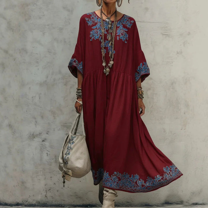 Loose-fitting printed dress