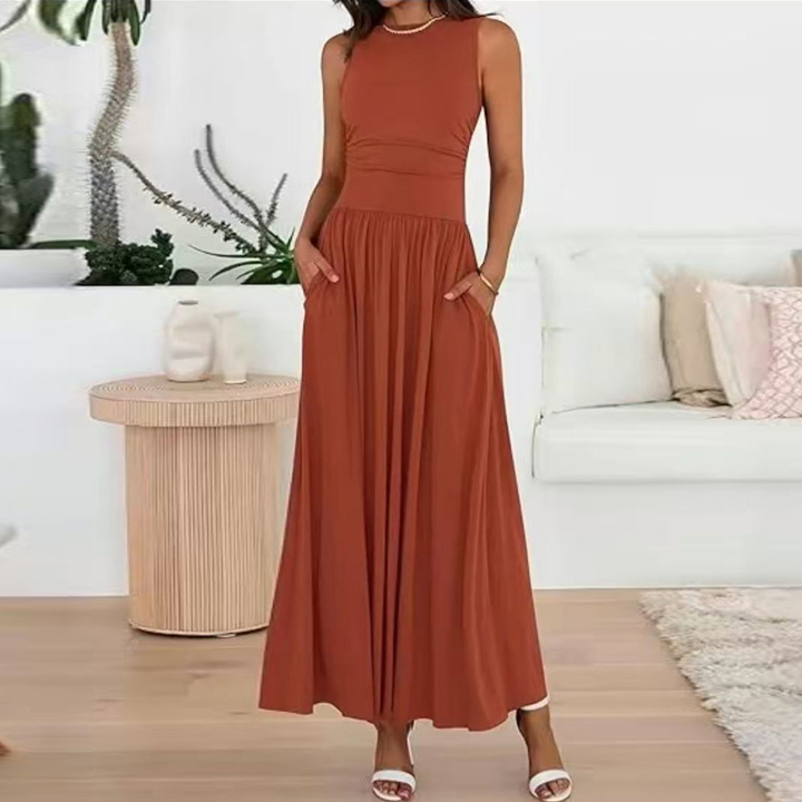 Round neck, side pleats, high-waisted maxi dress