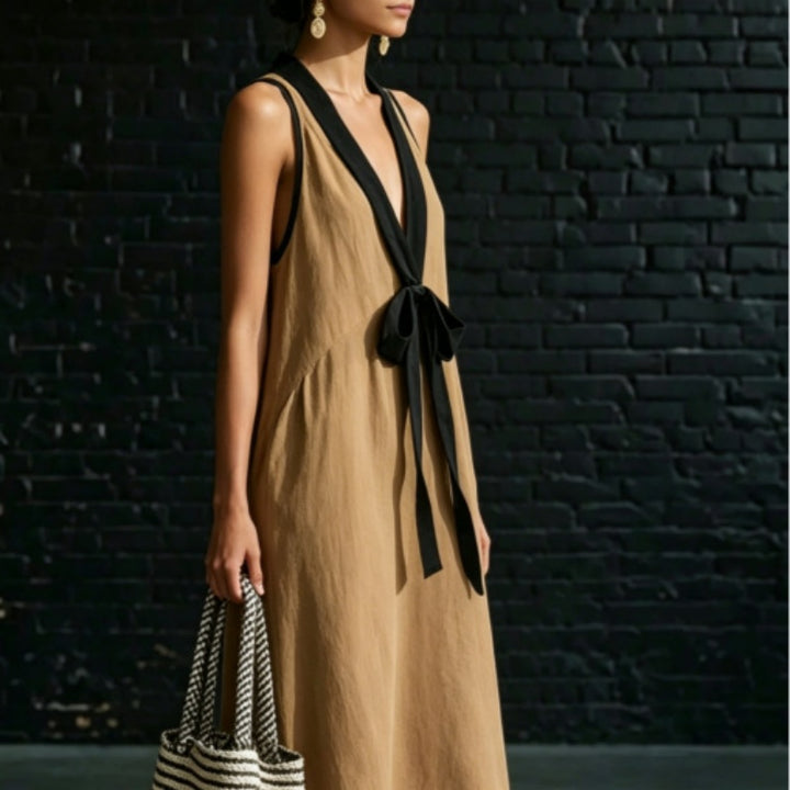 Contrast Trim V-Neck Tie-Front Maxi Dress