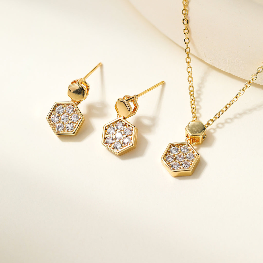 Exquisite Gold Necklace &amp;amp; Earring Set Sparkle—Effortlessly Yours.